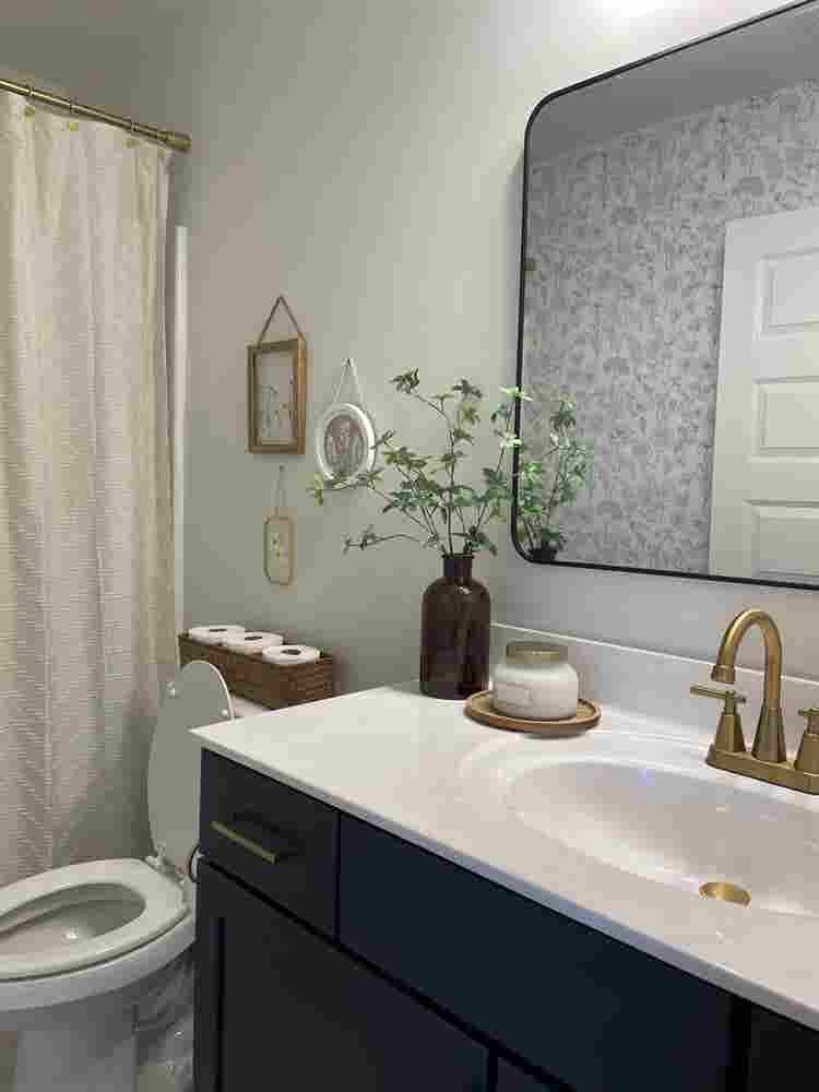 Oak + Moss Suite