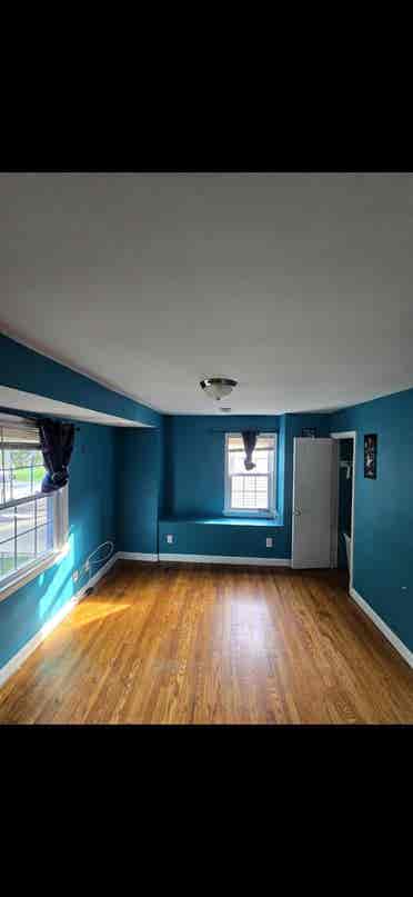 I'm offering a room