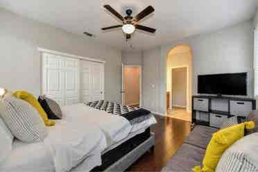 Beautiful Master bedroom in Natomas