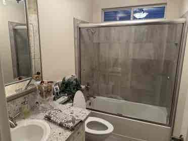 Northwest Fresno-Furnished Room