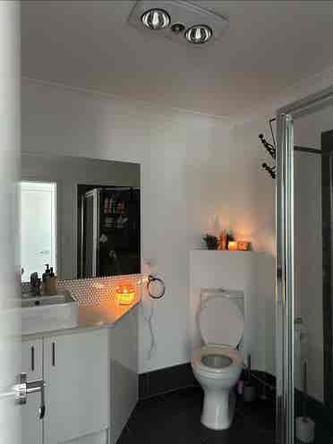 Looking for one housemate. Rent
