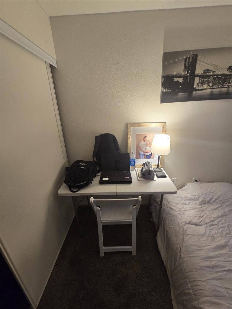 Rent a private room- shared apartme