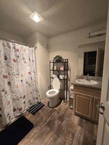 Rent a private room- shared apartme