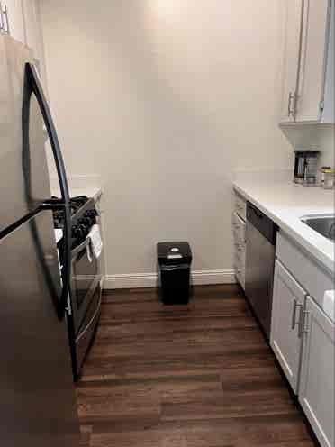 Large Junior Studio (Private)