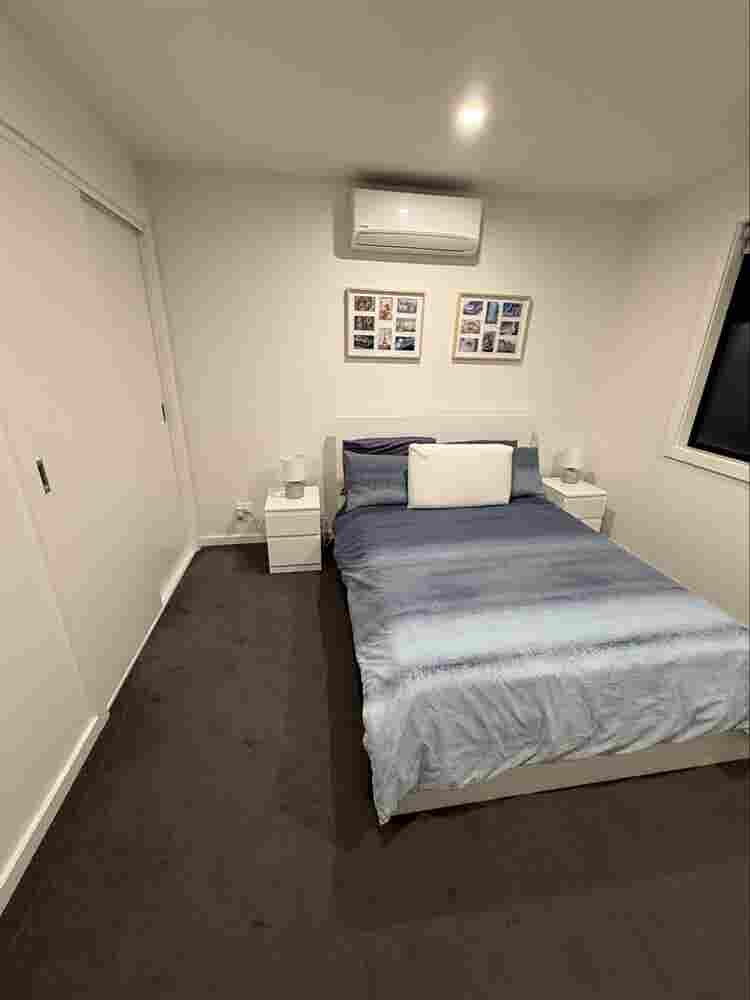 FULLY FURNISHED BEDROOM