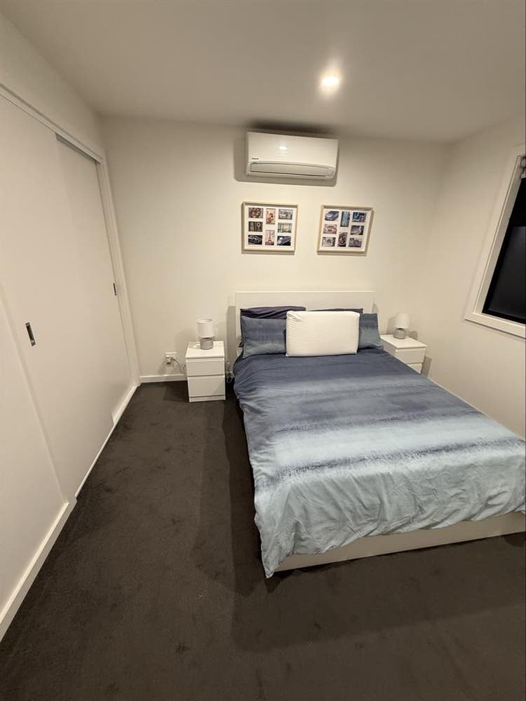 FULLY FURNISHED BEDROOM