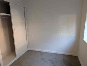 1 room for rent