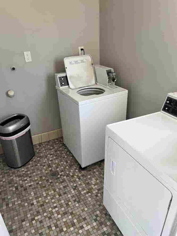 Private Room and Bathroom For Rent