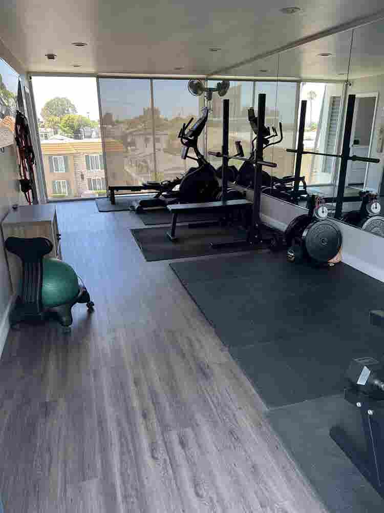 Private Room and Bathroom For Rent