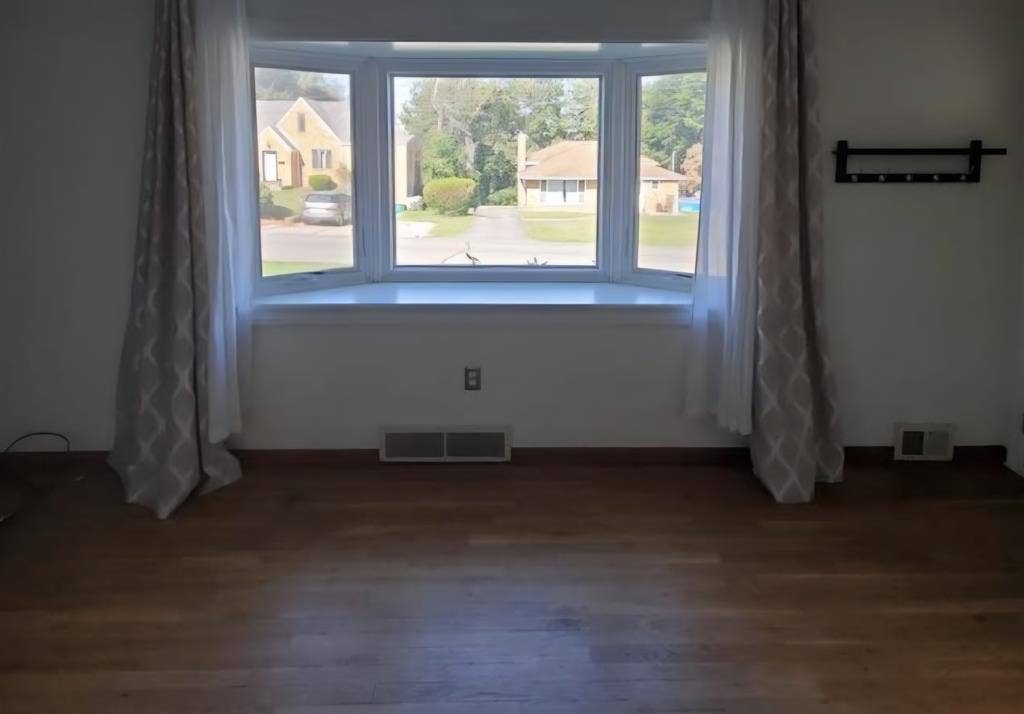 Looking for a roommate.