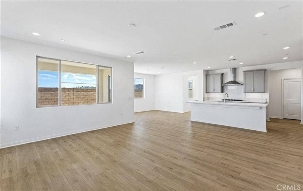 Looking to Team Up for a New House