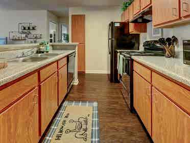 Urgently looking for a roommate