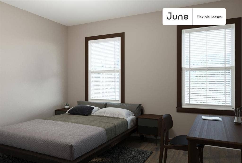 4 BR in Chicago
