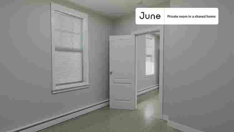 3 BR in Boston