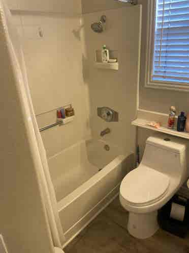Room for rent in placentia $