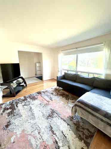Rooms for Rent at Warden & Lawrence