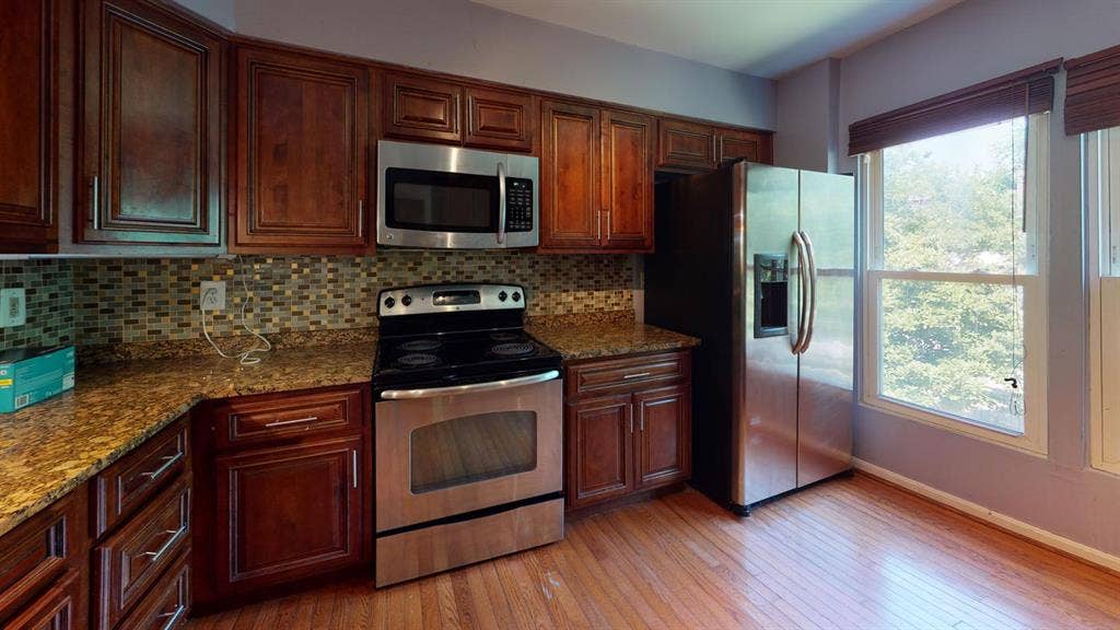 3 BR in Washington