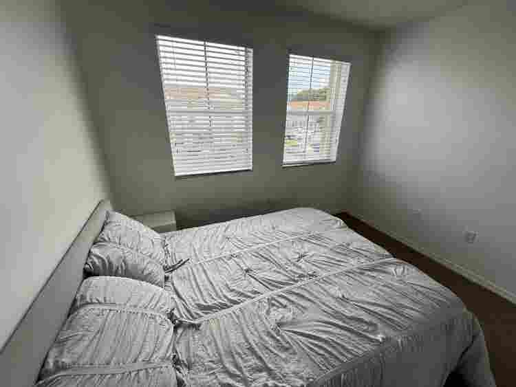 SE RENTA HABITACIÓN