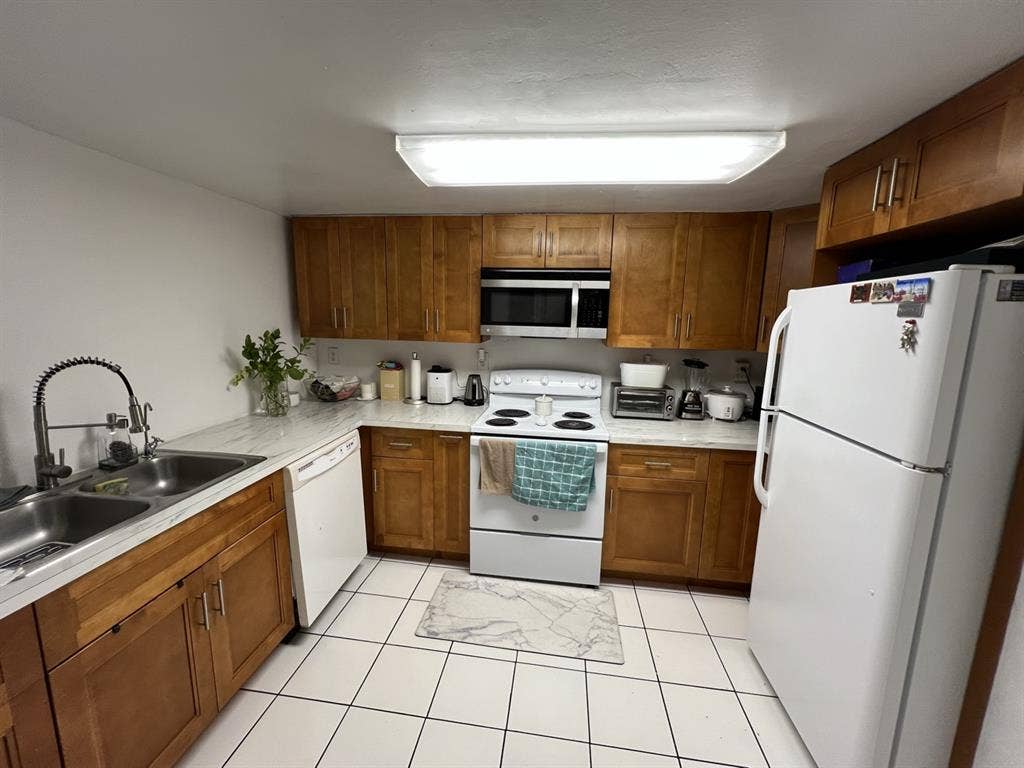 SE RENTA HABITACIÓN