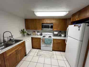 SE RENTA HABITACIÓN
