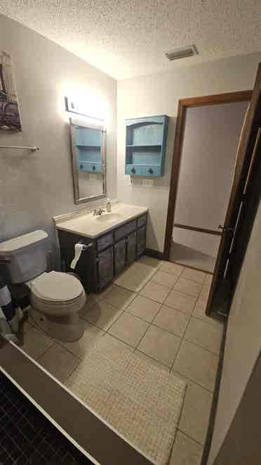 Room Ready to rent!!!