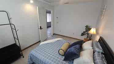 Room Ready to rent!!!