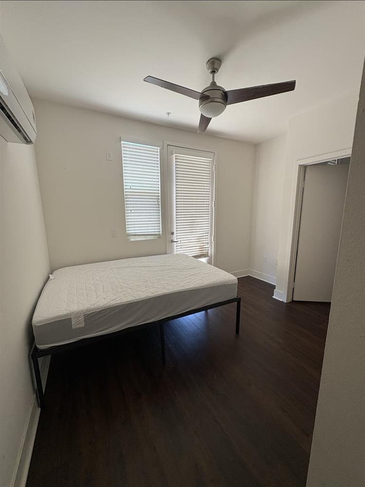 Hello Ladies.. room in San Marcos