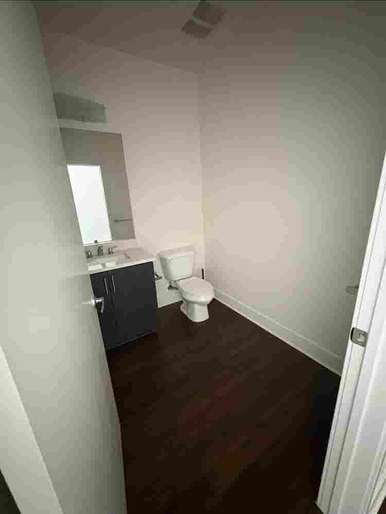 Hello Ladies.. room in San Marcos