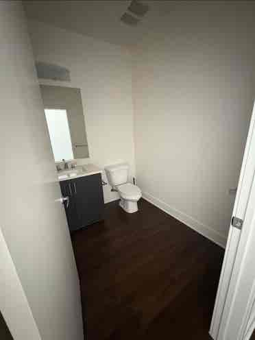 Hello Ladies.. room in San Marcos