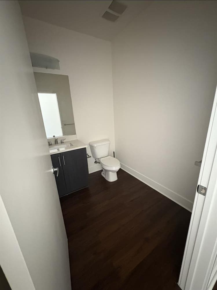 Hello Ladies.. room in San Marcos