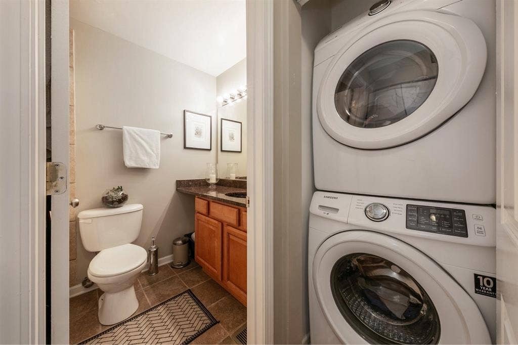 Room Rental in Scenic Four Lakes