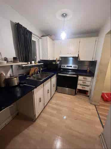 Room for rent brampton