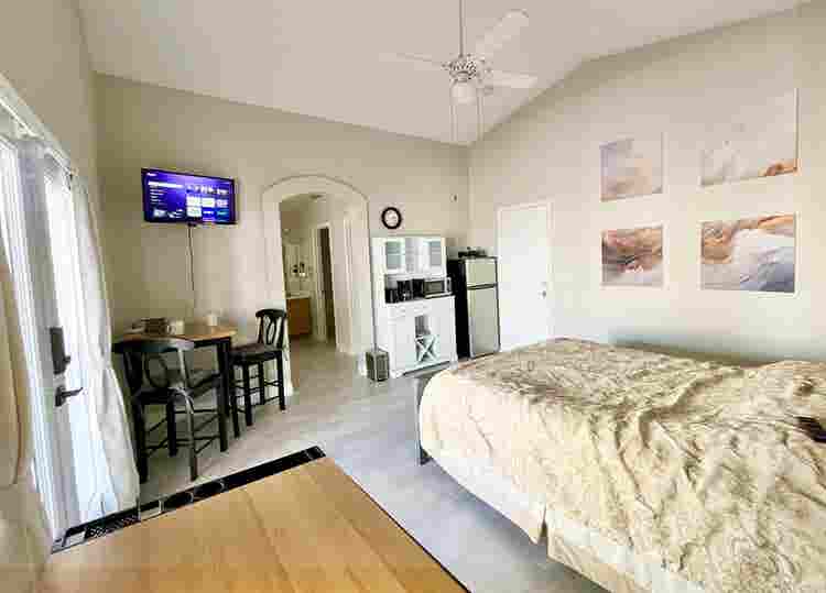 Private Master Suite – All Incl.
