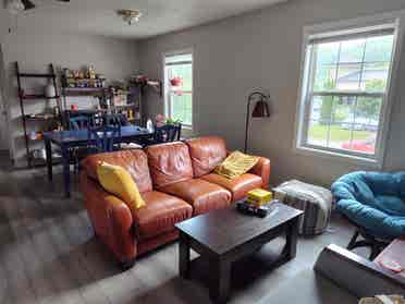 Looking for a tenant! bath