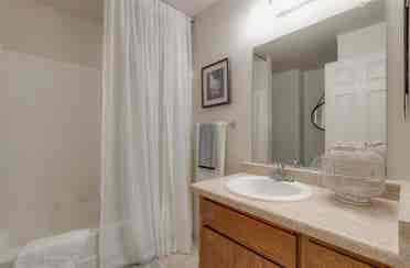 Private room in bath