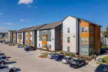 Need Someone To Take Over Lease!