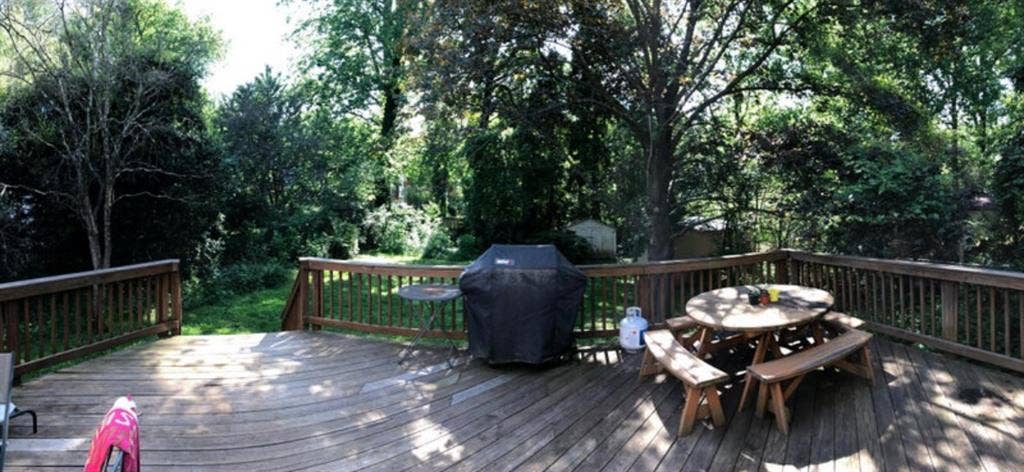 Looking for FEMALE roommate!