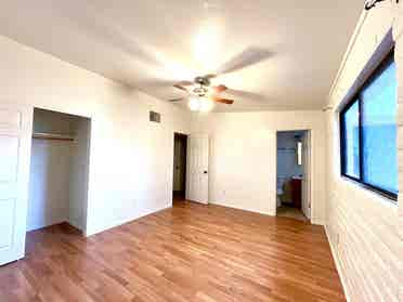 MASTER BEDROOM WITH  BATHROOM $