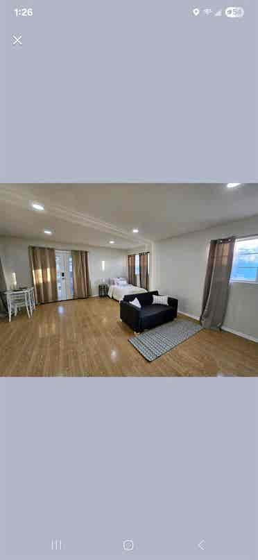 Studio for rent in Long Beach