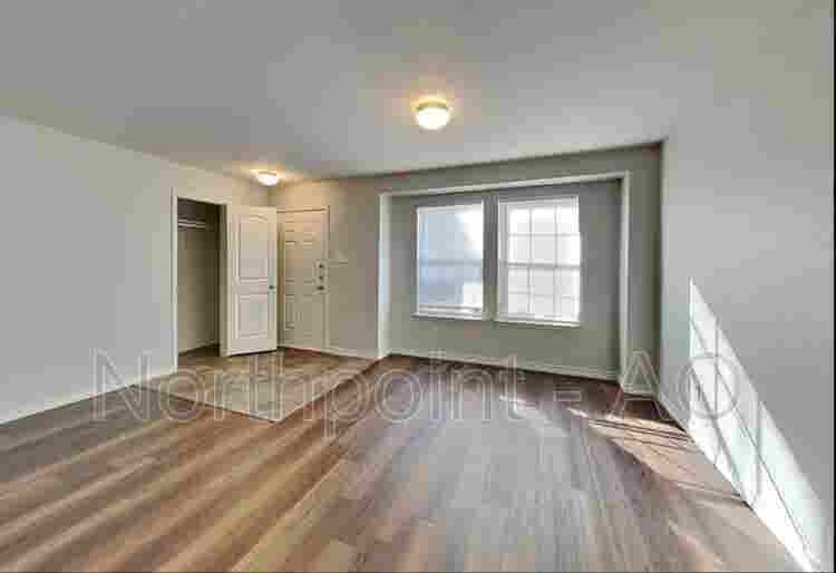 Private room with shared bathroom
