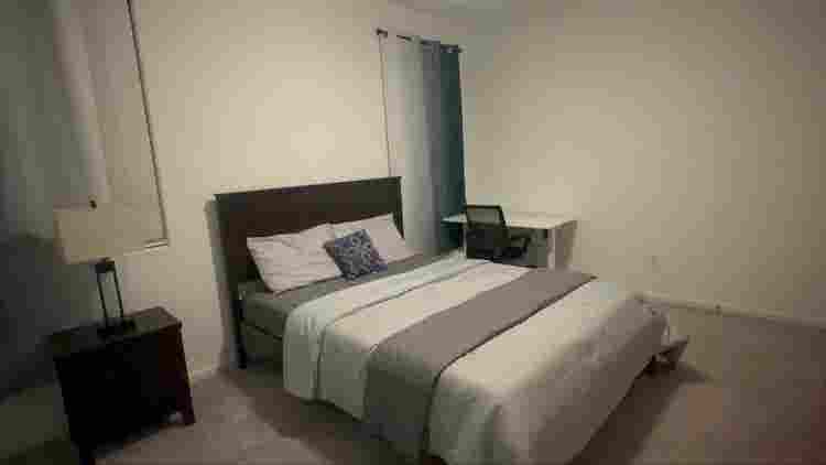 Room for rent in Phoenix/ Avondale