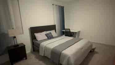 Room for rent in Phoenix/ Avondale