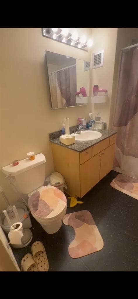 Sublease a room!($ discounted!)