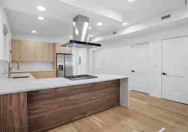 Luxury 4 bedroom in New Haven