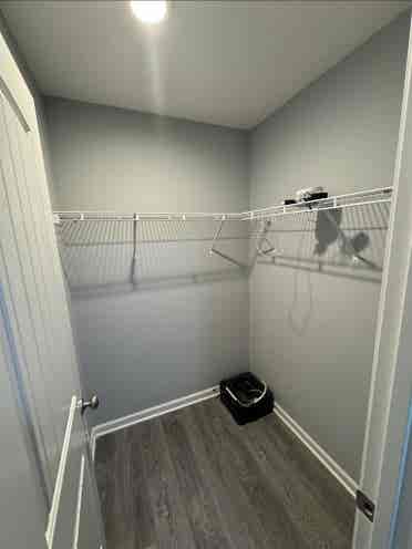 1 private room / 1 private bathroom