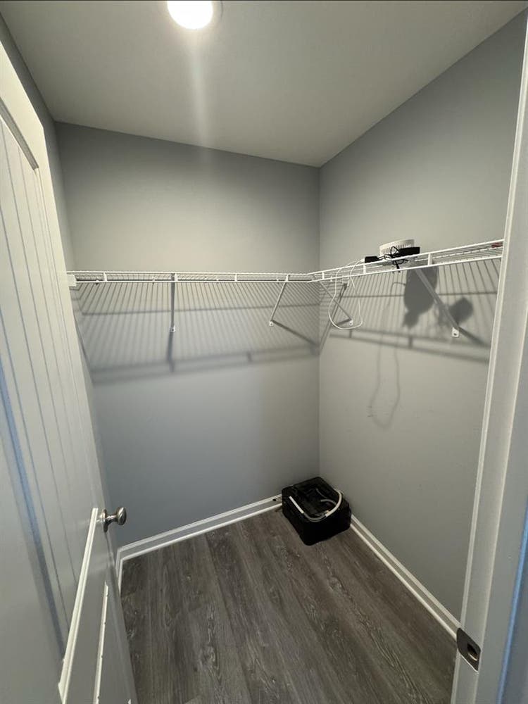 1 private room / 1 private bathroom