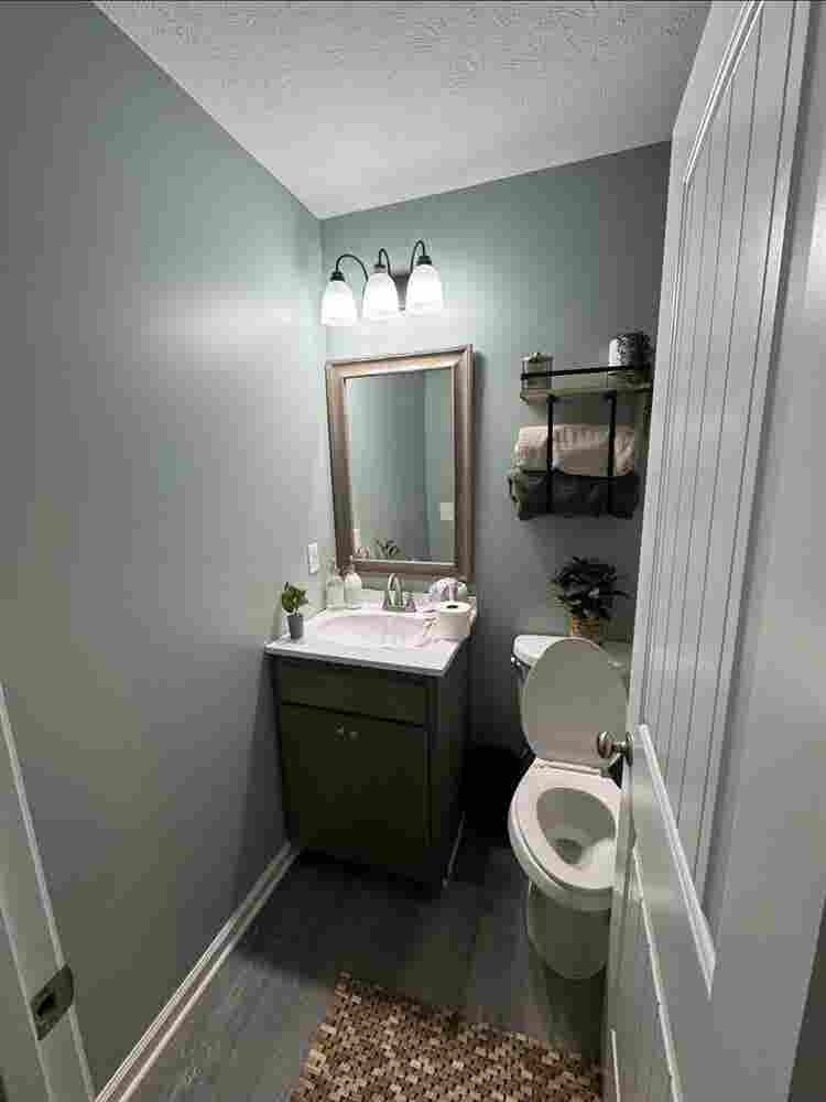 1 private room / 1 private bathroom