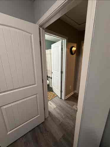 1 private room / 1 private bathroom