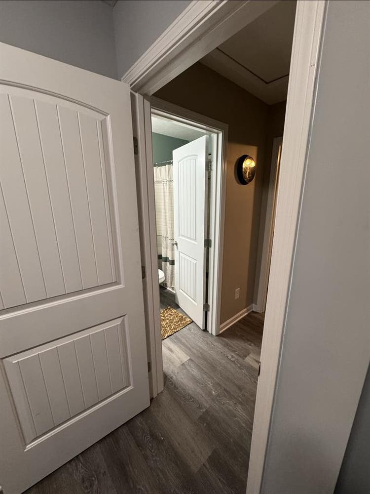 1 private room / 1 private bathroom