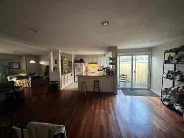 Looking for housemate in N Portland